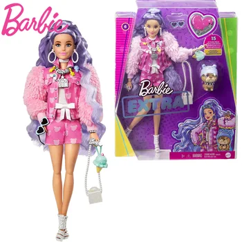 Дополнительная кукла Барби № 6 в джинсовой куртке с розовым плюшевым мишкой и шортах в тон, множество гибких швов, игрушка Барби в подарок для девочки GXF08