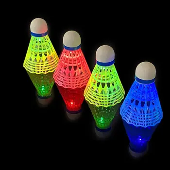 Светящийся светодиодный мяч для бадминтона Пластиковые красочные Воланы для бадминтона Тренировочное спортивное освещение Бадминтон В/На открытом воздухе Ночью